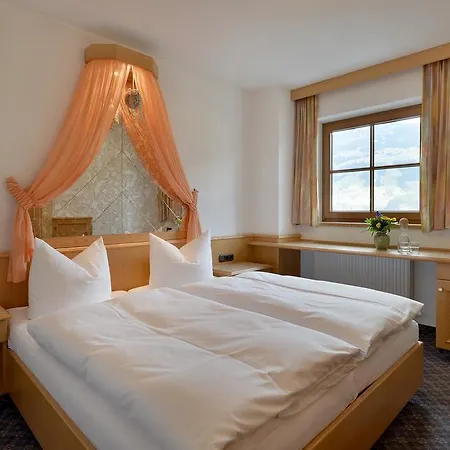 Landhaus Kostenzer Fuegen